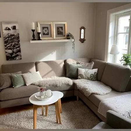 Lille Ovregate Lejlighed *